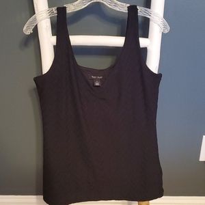 White House Black Market black textured tank top chevron pattern Medium